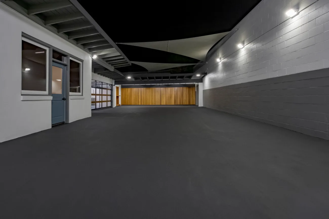 Motor Court